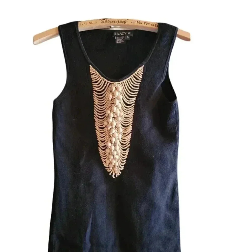 Womans Tracy M Black Beaded Casual Sleeveless  Top Medium